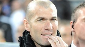 زيدان يرغب في تدريب “الديوك”