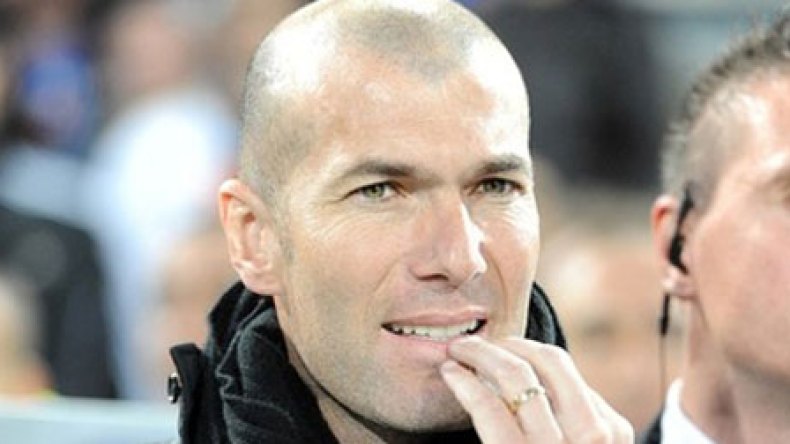 زيدان يرغب في تدريب “الديوك”