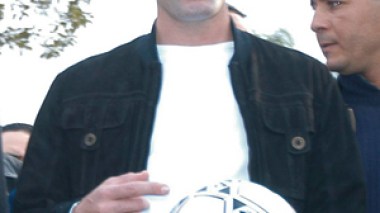 Football Legend Zidane likely to supervise JS Kabylie football Academy.