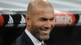 زيدان يجدد عقده مع ريـال مـدريد وسيحصل على ضعف راتبه