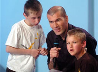 Les enfants de Zidane l’empêchent de tourner dans un film algérien
