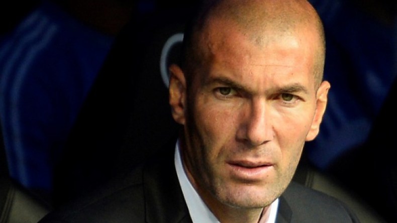 زيدان يُمنع من التدريب في إسبانيا لـ 3 أشهر