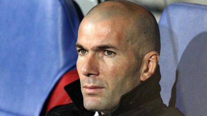 زيدان ينفي موافقته على تدريب المنتخب الفرنسي