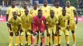 برلماني يُطالب بِتحويل لاعبي زيمبابوي إلى الثكنة العسكرية!