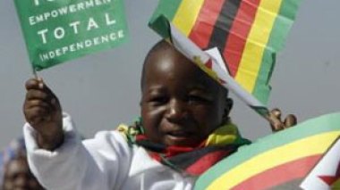 Zimbabwe: une vidéo réalisée en caméra cachée expose la fraude électorale