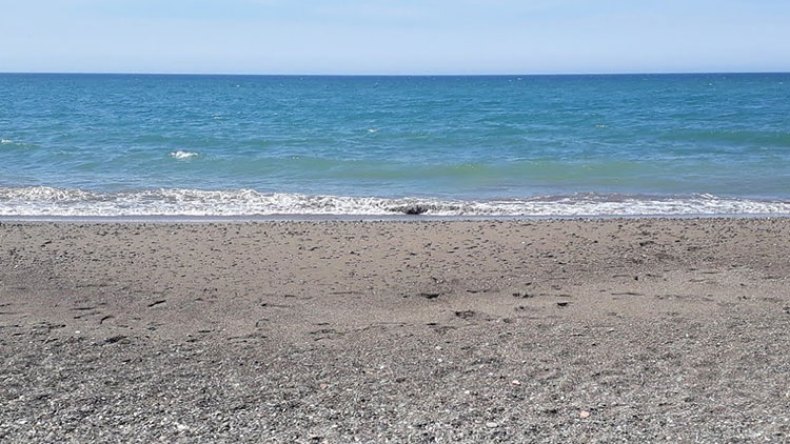 دعوات إلى غلق شاطئ خلوفي 1 بزرالدة لتلوث مياهه