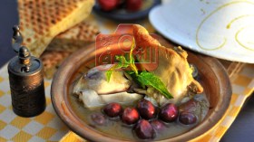 دجاج بالزيتون البنفسجي