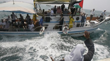 Outcry at Zionists forces’ arrest of women activists on board a Gaza-bound international aid boat