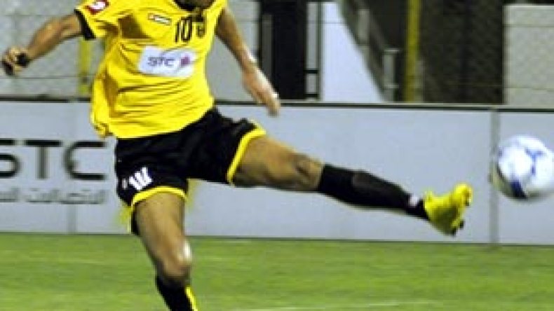 زياية‭ ‬يسجل‭ ‬مجددا‭ ‬ويعزز‭ ‬حظوظ‭ ‬فريقه