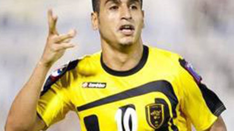 فراج‭ ‬يمدد‭ ‬عقده‭ ‬مع‭ ‬براست‭ ‬الفرنسي‭ ‬لثلاث‭ ‬سنوات