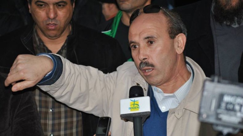 فريد زيزي: عمراني باق.. سنستقدم 7 لاعبين والفريق سيتربص في تونس