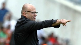 مدرب زيمبابوي: لن ألعب بِخطة دفاعية أمام الجزائر