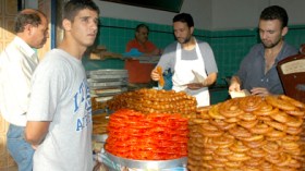 تعليمة وزارية تمنع التراخيص لمحلات بيع الزلابية