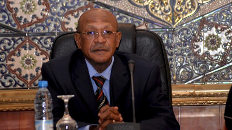 عائلة مجاهد ومدرب الفريق الوطني السابق تعاني التشرد