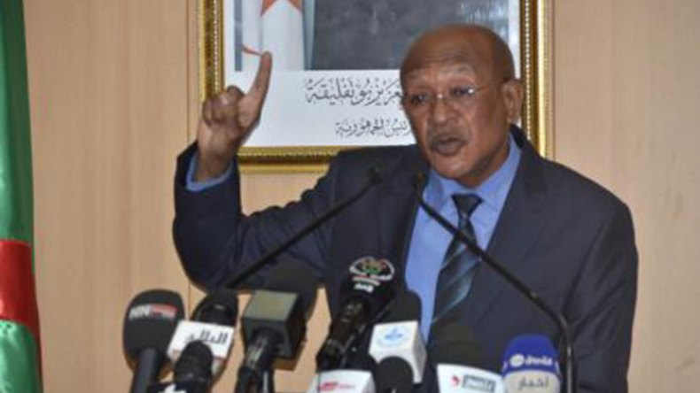 زوخ يعد بترحيل 20 ألف عائلة بالعاصمة قبل نهاية السنة