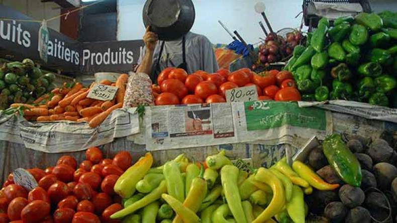 حقن الفلفل بالماء ورش البطاطا بالأتربة المبللة؟!