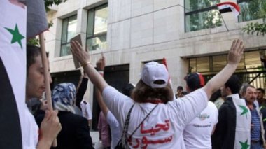 La Syrie a demandé à Tripoli et Tunis de fermer leurs ambassades à Damas