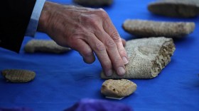 أمريكا تعيد آلاف القطع الأثرية إلى العراق