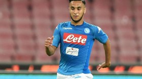 مدرب إيطالي ينصح وناس بالتخلي عن اللعب الفردي