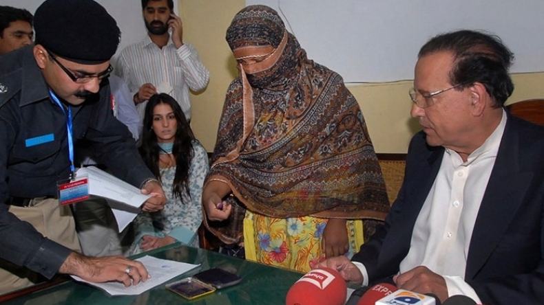 الإفراج عن الباكستانية المسيحية آسيا