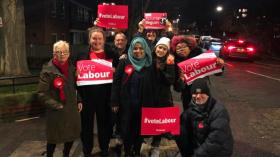 تعرف على أول محجبة في البرلمان البريطاني