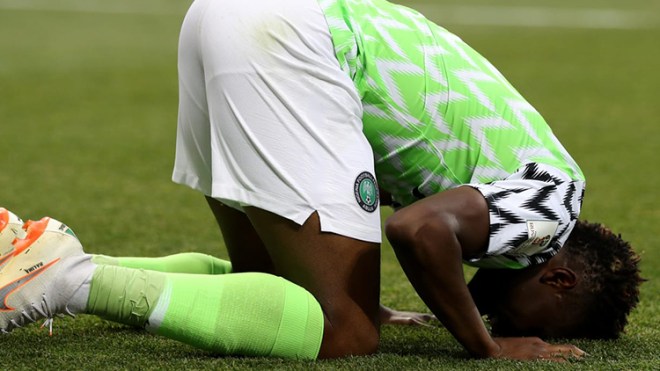 نيجيريا تفوز وتخلط أوراق المجموعة الرابعة