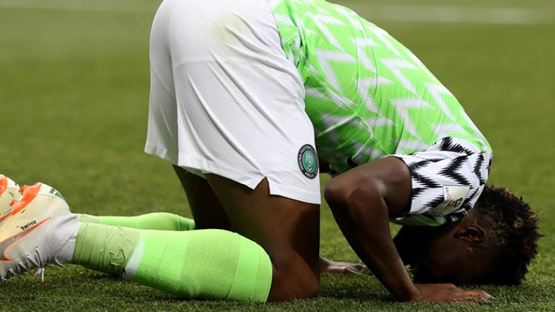 نيجيريا تفوز وتخلط أوراق المجموعة الرابعة