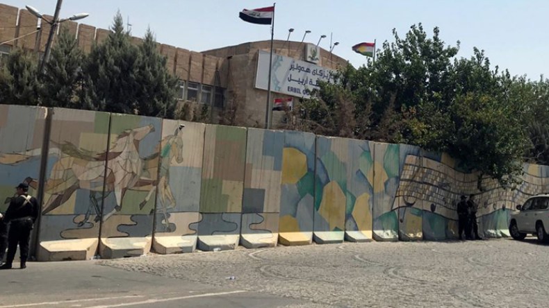 مقتل 3 مسلحين اقتحموا مبنى محافظة أربيل