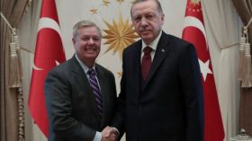 علاقاتنا مع السعودية لن تتقدم دون “التعامل” مع بن سلمان