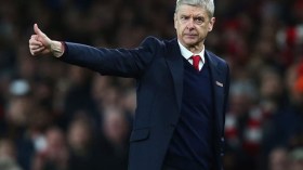 فينغر: صلاح مهووس بتسجيل الأهداف عكس ميسي