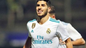 أسينسيو: أستطيع الفوز بالكرة الذهبية