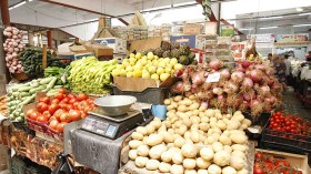 نار الأسعار تحرق الجزائريين عشية العيد