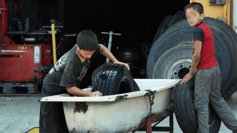 أطفال يتحوّلون إلى عمال وتجار في نهاية الأسبوع والعطل بالشلف!