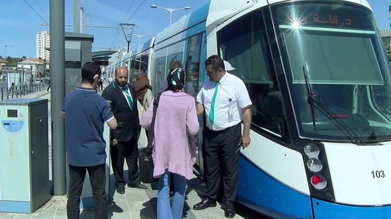 لا راحة ولا أمان.. مستعملو “ترامواي الجزائر” يستغيثون!