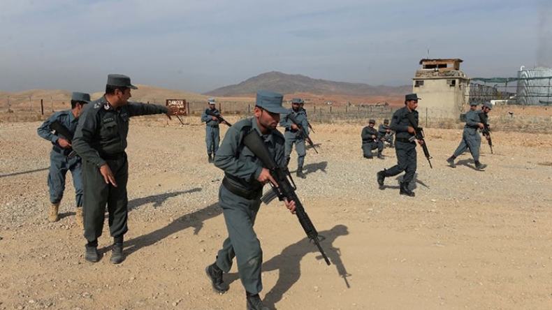 طالبان تقتل 22 شرطياً أفغانياً