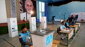 الأفغان يدلون بأصواتهم لانتخاب رئيس جديد