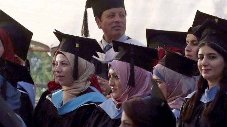 هؤلاء عانوا في “الباك” من توالي الإخفاق لكنهم نالوا الدراسات العليا بإستحقاق