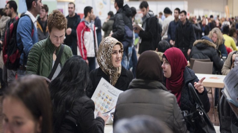 90 بالمائة من الألمان يرغبون في طرد المهاجرين غير الشرعيين