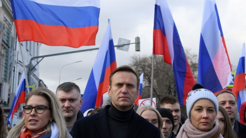 المعارض الروسي نافالني يستفيق من الغيبوبة