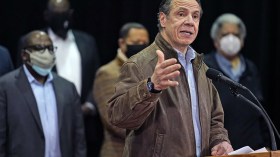 حاكم نيويورك متهم بالتحرش الجنسي