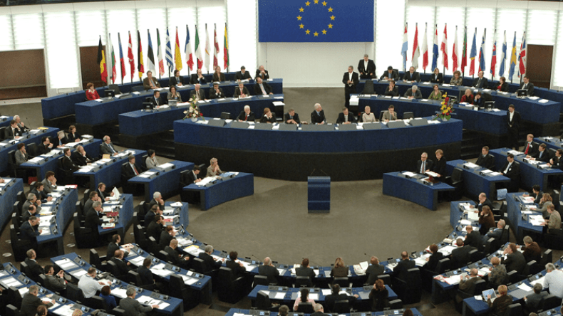 عندما فقدت أوروبا جسمها السياسي..!