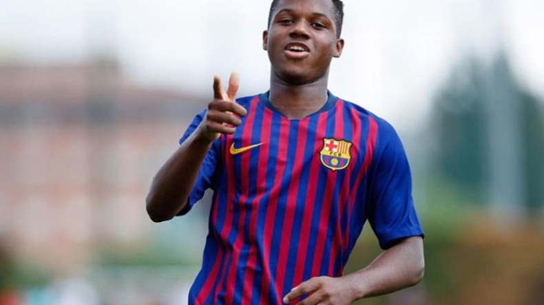 الصحف الإسبانية تتغني بموهبة برشلونة “أنسو فاتي”