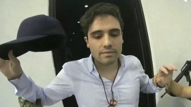 شاهد.. لحظة اغتيال ضابط مكسيكي اعتقل نجل إل تشابو