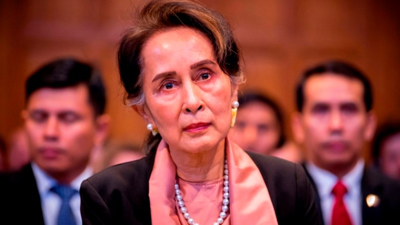 زعيمة بورما تنفي أمام محكمة العدل أي “نية إبادة” بحق الروهينغا