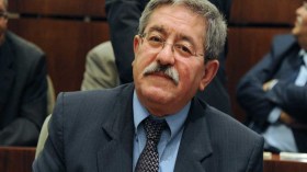 أويحيى يمثل بوتفليقة في ندوة حول ليبيا بباريس