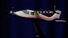 ناسا تكشف عن أولى طائراتها الكهربائية