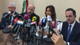 وزير الإعلام اللبناني يكرّم إليسا بعد انتصارها على السرطان