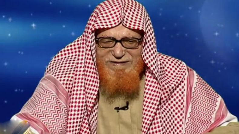 إمام سابق للحرم النبوي في ذمة الله