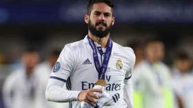 إيسكو يقضي على أحلام محرز باللعب في مانشستر سيتي