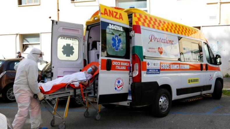 تراجع حاد لعدد وفيات كورونا اليومية في إيطاليا